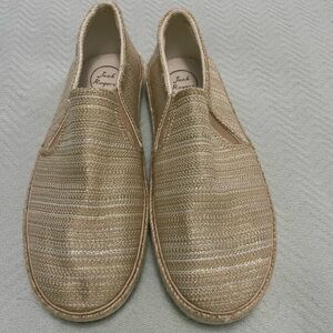Jack Rogers Flat Tan Gold Glitter Shoes Size 8.5 Sneakers Slip On Casual Preppy
